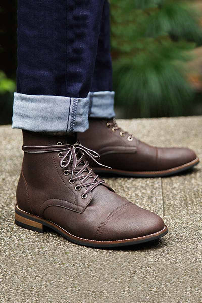 Klassische Stiefeletten aus Leder