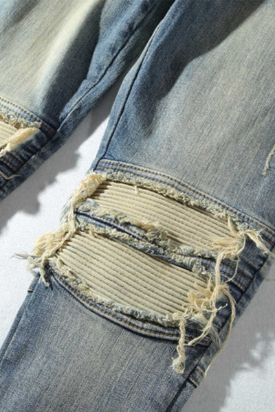 Helle verwaschene Ripped Knee Jeans