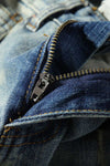 Helle verwaschene Ripped Knee Jeans