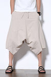Lockere Haremhose mit breitem Schritt